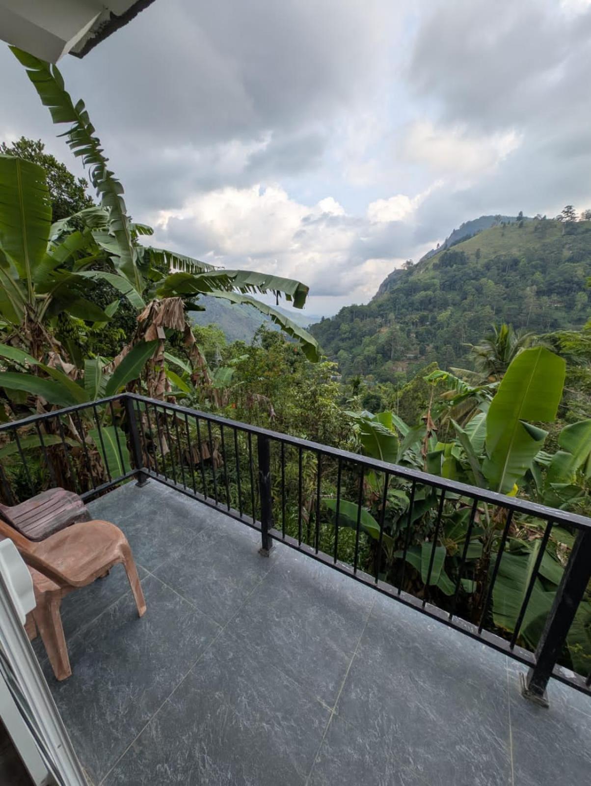 Chamodya Home Stay Ella Ngoại thất bức ảnh